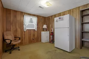 887 Jones Ave, Newark, OH 43055 - Photo 14
