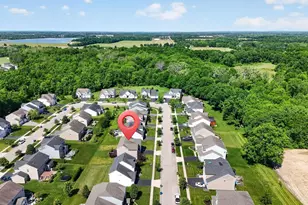 816 Arabian Cir, Marysville, OH 43040 - Photo 2