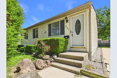 2191 Sprucefield Drive, Columbus, OH 43229 - Photo 2