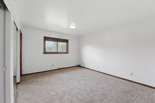 6109 Cherry Hill Dr, Columbus, OH 43213 - Photo 16