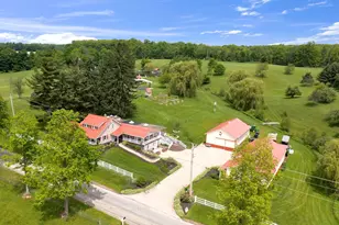 5643 Yankee St, Fredericktown, OH 43019 - Photo 2