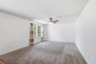 5788 Saucony Dr, Hilliard, OH 43026 - Photo 8