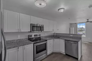6377 Nottinghill Trail Dr, Canal Winchester, OH 43110 - Photo 12