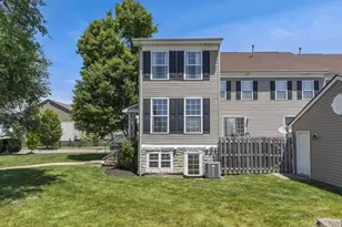 6377 Nottinghill Trail Dr, Canal Winchester, OH 43110 - Photo 2