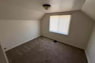 2327 Argyle Dr, Columbus, OH 43219 - Photo 16