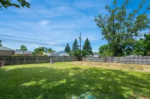 447 Celina Rd, Columbus, OH 43228 - Photo 40