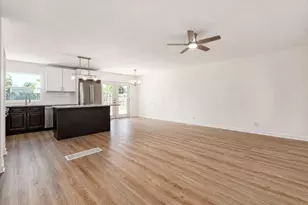 447 Celina Rd, Columbus, OH 43228 - Photo 8