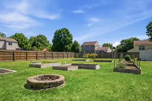 3552 White Oak Ct, Grove City, OH 43123 - Photo 2