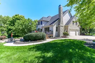 13715 Violet Meadows Blvd, Pickerington, OH 43147 - Photo 76
