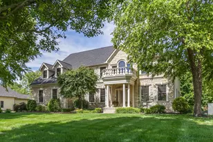 13715 Violet Meadows Blvd, Pickerington, OH 43147 - Photo 4