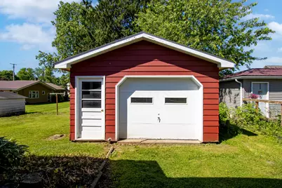 137 W 2nd Street, Perrysville, OH 44864 - Photo 2