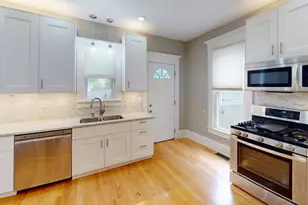 1348 Summit St, Columbus, OH 43201 - Photo 2