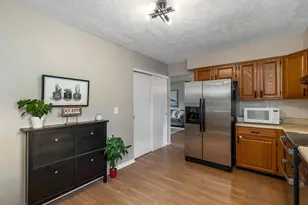 659 Parliament Ave, Columbus, OH 43230 - Photo 16