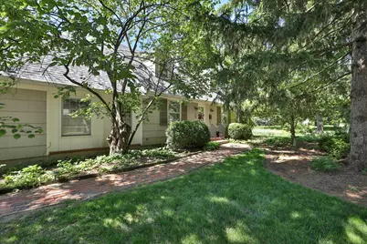 123 E New England Avenue, Worthington, OH 43085 - Photo 2
