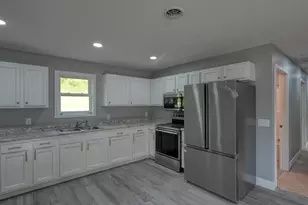 3899 Mayfair Ln, Cambridge, OH 43725 - Photo 10