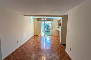 1676 Van Pelt St, Columbus, OH 43220 - Photo 6