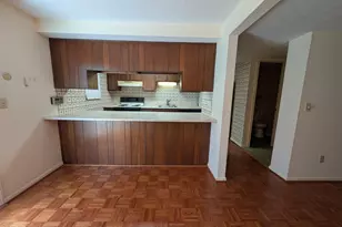 1676 Van Pelt St, Columbus, OH 43220 - Photo 10
