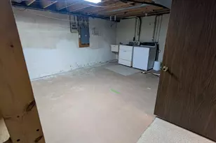 1676 Van Pelt St, Columbus, OH 43220 - Photo 30