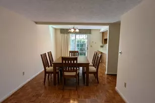 1676 Van Pelt St, Columbus, OH 43220 - Photo 8