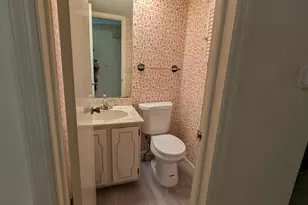 1676 Van Pelt St, Columbus, OH 43220 - Photo 10