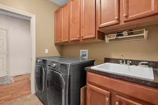 6069 Tournament Dr, Westerville, OH 43082 - Photo 12