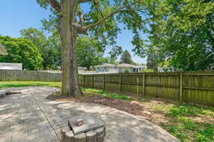 100 Canterbury Dr, London, OH 43140 - Photo 18