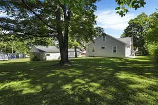 133 E S St, Lithopolis, OH 43136 - Photo 8