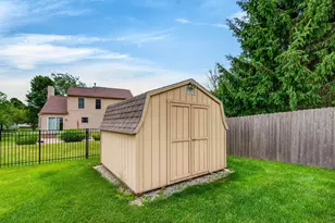 365 Scioto Meadows Blvd, Grove City, OH 43123 - Photo 36
