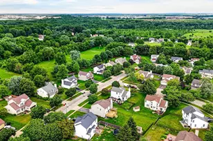 365 Scioto Meadows Blvd, Grove City, OH 43123 - Photo 48
