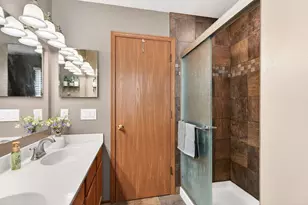 365 Scioto Meadows Blvd, Grove City, OH 43123 - Photo 28