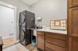691 Greenbriar Cir, Howard, OH 43028 - Photo 30
