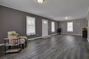 113 Mc Dowell St, Bloomingburg, OH 43106 - Photo 14