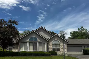 5778 Ravine Creek Dr, Grove City, OH 43123 - Photo 1