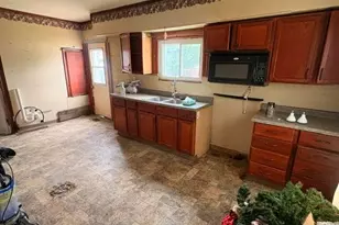 135 S Roosevelt Ave, Lancaster, OH 43130 - Photo 8