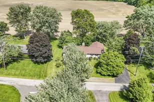 328 Darlene St, Centerburg, OH 43011 - Photo 38
