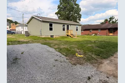 566 Jackson Street, Nelsonville, OH 45764 - Photo 2