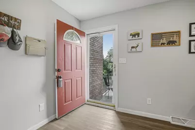 3250 Darracq Circle, Columbus, OH 43223 - Photo 12