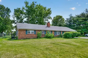 589 Park Rd, Columbus, OH 43085 - Photo 2