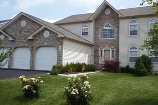 400 Alberta Dr, Commercial Point, OH 43116 - Photo 2