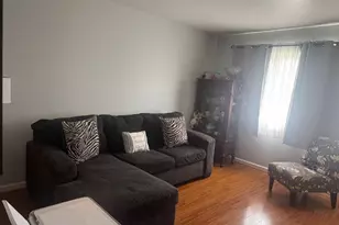 1587 Deporres Dr, Columbus, OH 43219 - Photo 2