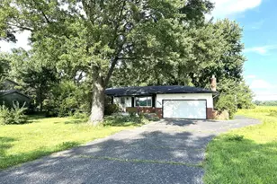 8286 Richardson Rd, Groveport, OH 43125 - Photo 2