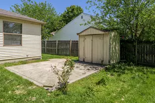 1953 Starbridge Ct, Columbus, OH 43235 - Photo 32