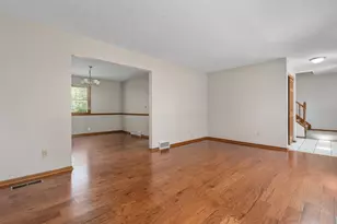 488 Green Meadows Dr W, Powell, OH 43065 - Photo 8