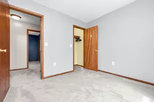 400 Woodview Dr, Bellefontaine, OH 43311 - Photo 24