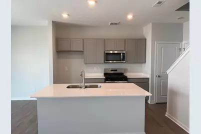 6308 N Marinelli Drive N, Columbus, OH 43228 - Photo 6