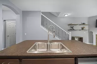 4128 Kinnia Dr, Columbus, OH 43219 - Photo 16