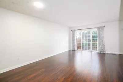 5597 Valencia Park Boulevard #11E, Hilliard, OH 43026 - Photo 4