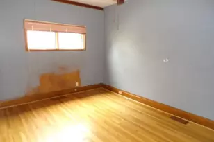 318 Clinton St, Kenton, OH 43326 - Photo 8