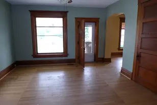 318 Clinton St, Kenton, OH 43326 - Photo 6