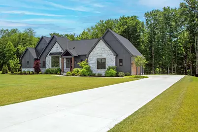 1077 Lale Point, Delaware, OH 43015 - Photo 2